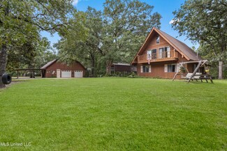 4037 Lake Wilma Rd, Moss Point, MS 39562