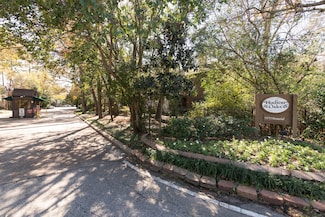 11711 Memorial Dr Unit 57, Houston, TX 77024