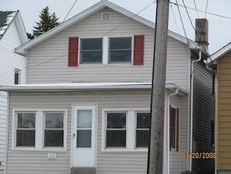 749 E 12th St, Erie, PA 16503
