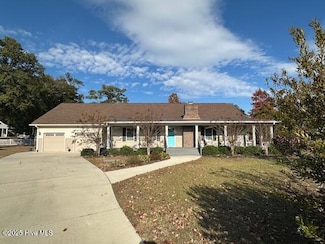 210 Twin Lakes Ct, Sunset Beach, NC 28468