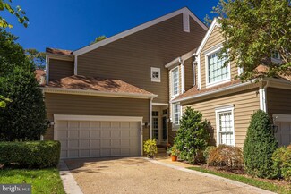 11410 Hollow Timber Way, Reston, VA 20194