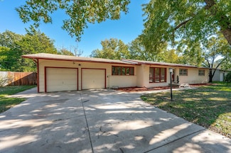 3230 N Saint Clair Ave, Wichita, KS 67204