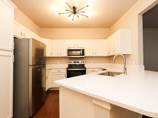 1101 Molly Barr Rd, Oxford, MS 38655