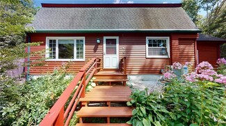 126 Richmond Townhouse Rd, Carolina, RI 02812