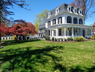 87 S Main St, Middleboro, MA 02346