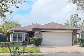 11827 Acadian Dr, Houston, TX 77099