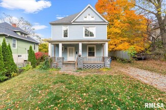 919 43rd St, Rock Island, IL 61201
