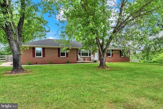 16010 Four Points Bridge Rd, Emmitsburg, MD 21727