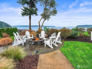 7143 Grandview Place Unit 3, Gig Harbor, WA 98335