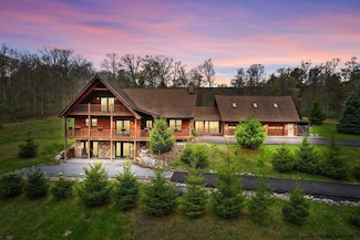 21 Norwood Ln, Pine Bush, NY 12566