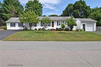 158 Mitola Dr, North Kingstown, RI 02852