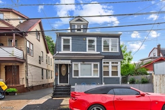 328-330 Smith St, Newark, NJ 07106