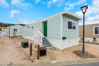 244 2nd Ave, Pacifica, CA 94044