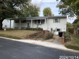 1406 Searle Dr, Normal, IL 61761