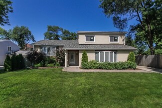 20710 N Elizabeth Ave, Lincolnshire, IL 60069