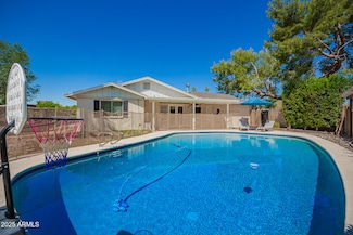 1817 W Seldon Ln, Phoenix, AZ 85021