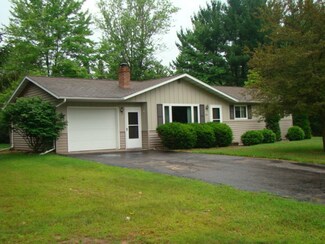 421 Elm St, Stevens Point, WI 54481