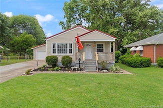 706 Kent St, New Albany, IN 47150