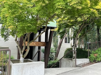 321 3rd St Unit 103, Kirkland, WA 98033