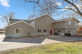 2024 Hughes Dr, Fort Wayne, IN 46816