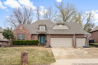 2205 Pecan Chase Cir, Claremore, OK 74017