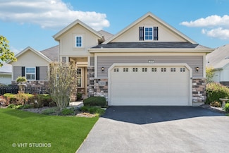 2808 Edgebrook Ct, Naperville, IL 60564