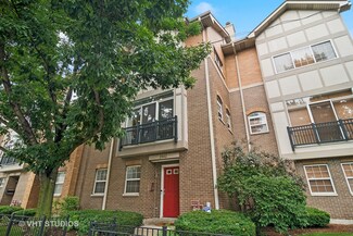 2602 W Bloomingdale Ave, Chicago, IL 60647