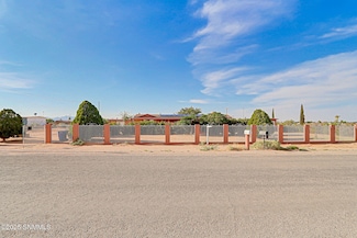664 Rocky Mountain Rd, Chaparral, NM 88081