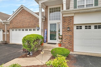 117 Andrew Taras Ct Unit B1, Joliet, IL 60435