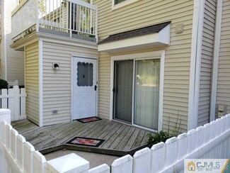 3 Wynwood Dr, Monmouth Junction, NJ 08852