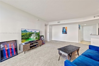 19501 W Country Club Dr Unit 2106, Aventura, FL 33180