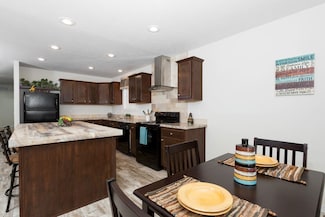 150 Donald Ave Unit 150, Lansing, MI 48906