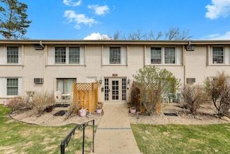 4566 Cedar Lake Rd S Unit 3, Saint Louis Park, MN 55416