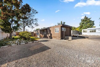 1108 3rd Ave N Unit 12, Nampa, ID 83687