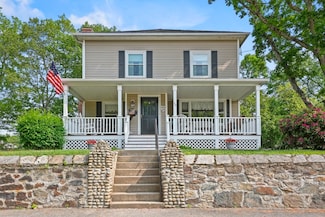 20 Houghton St, Webster, MA 01570