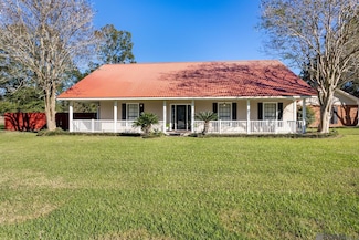 10423 Ginger Place Dr, Baton Rouge, LA 70817