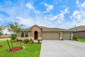 403 Blanco Ln, Dayton, TX 77535