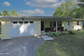 870 East St, Lenox, MA 01240