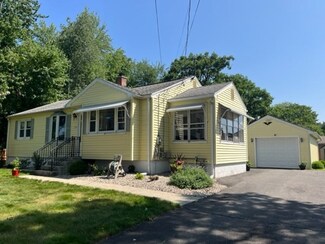 44 Wallace Ave, Chicopee, MA 01020