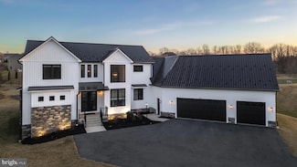 330 Trout Rd, State College, PA 16801