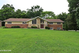 433 Clover Fork Dr, Knoxville, TN 37934