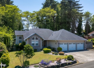 3200 NE 30th Dr, Lincoln City, OR 97367