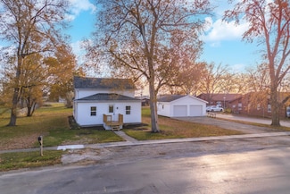 401 S 6th St, Cornell, IL 61319