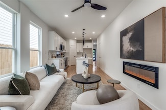 2321 Budd St, Dallas, TX 75215