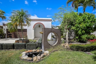 6590 Fountains Cir, Lake Worth, FL 33467