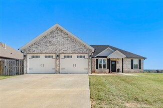 1180 Battery Dr, Prairie Grove, AR 72753