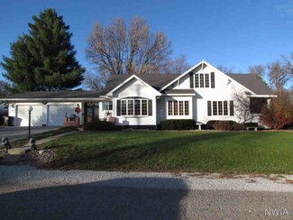 602 Pine St, Moorhead, IA 51558