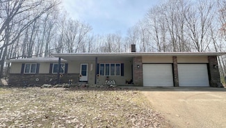 10913 Shawnee Trail, Stanwood, MI 49346