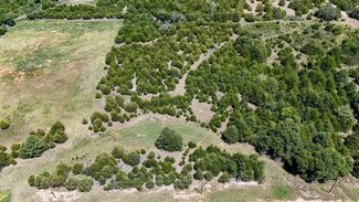 110 Pearl Ln, Bethel Acres, OK 74801
