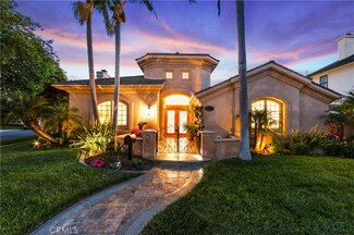 11811 Norgrove Ln, Los Alamitos, CA 90720